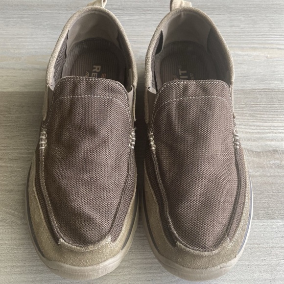 Skechers Superior Milford Tan Relaxed Fit Loafer Slip-On Mens Shoes Size 10.5 - Picture 2 of 11